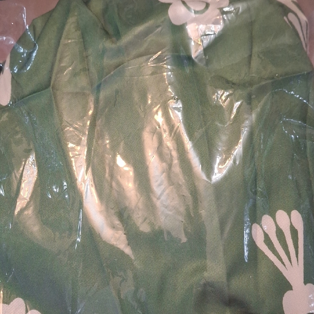 NEW Chic Green Patterned Mini Dress - Picture 10 of 10
